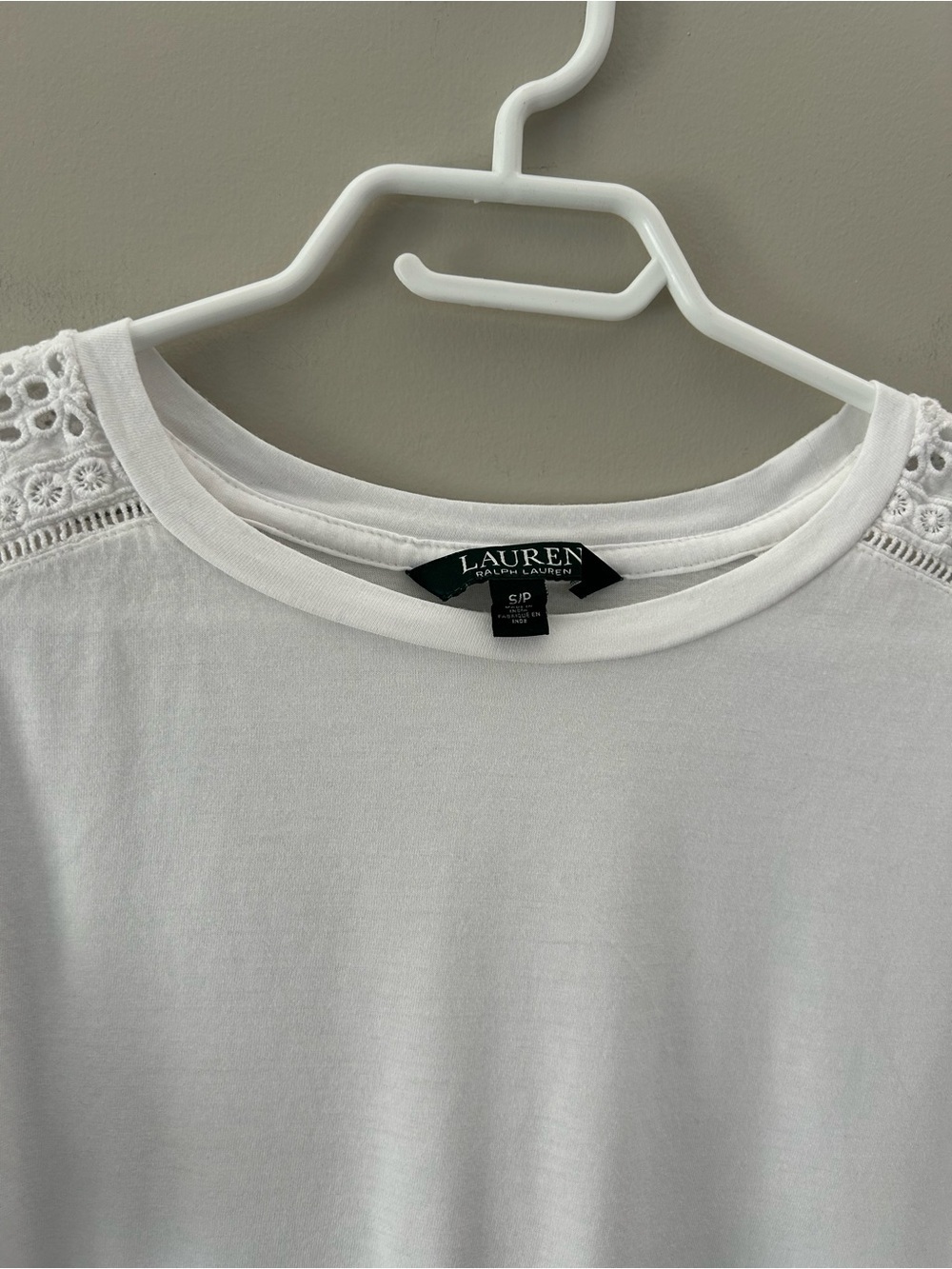 Lauren Ralph Lauren Eyelet Shoulder Sleeve Boxy Oversized Fit White Cotton Tee - Picture 3 of 4